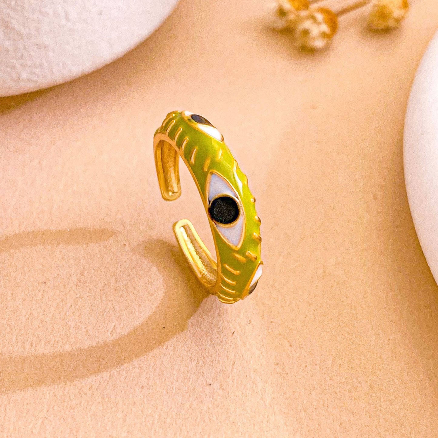 Minimalist Gold Plated Brass Open Ring with Heart and Checkered Pattern for Women