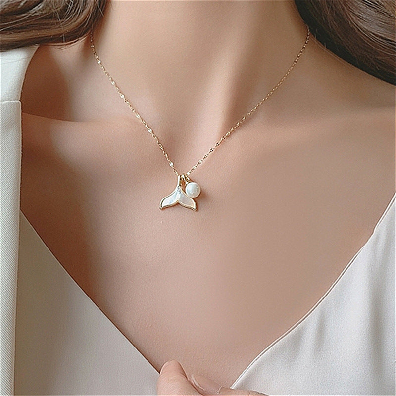 INS-Inspired Geometric Shell Mermaid Pearl Pendant Necklace for Women in Stainless Steel with 14K Gold Plating