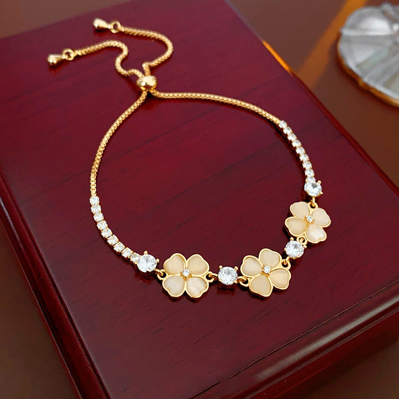 Luxury Elegant Geometric Alloy Plated Bracelet with Cubic Zirconia for Women