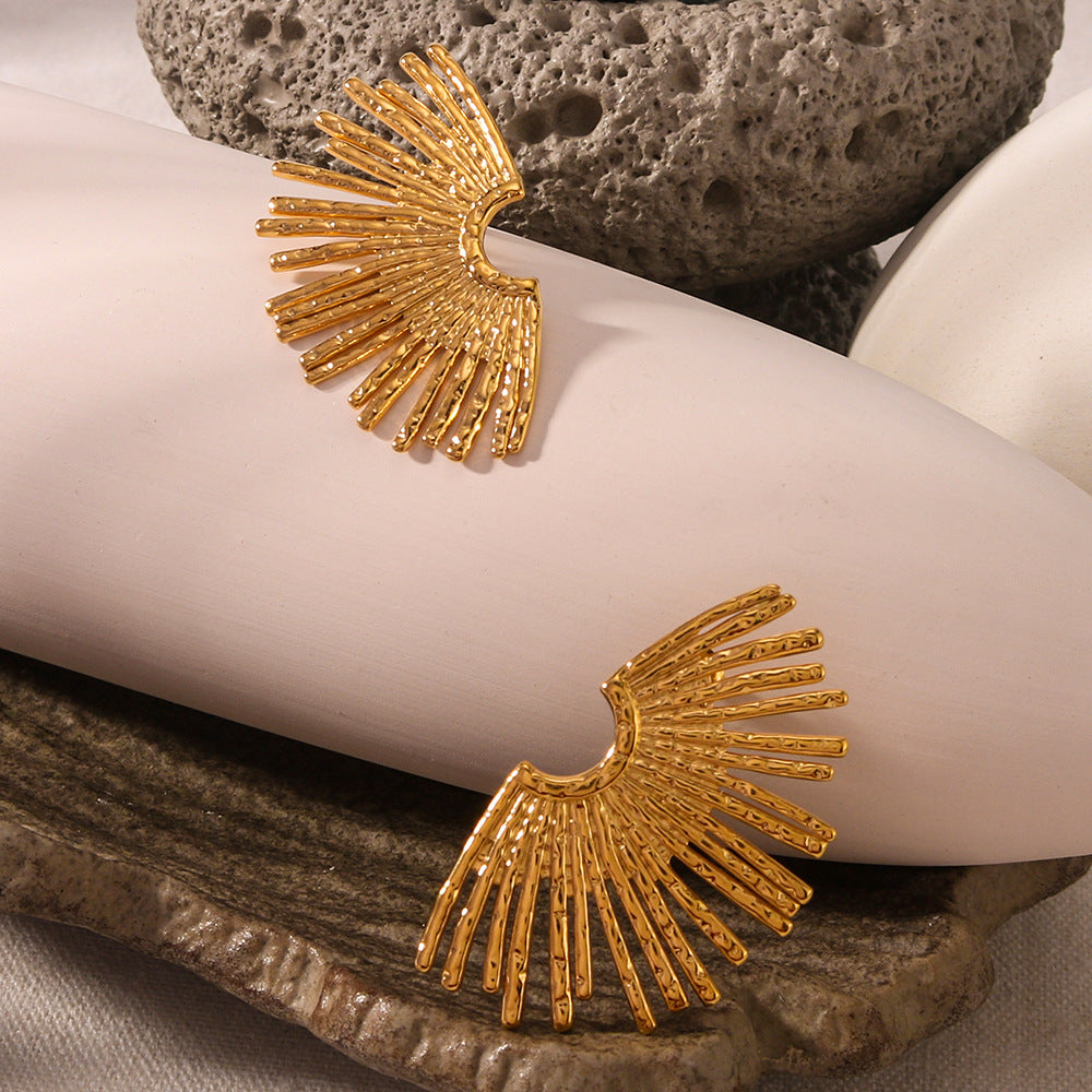 Orecchini vintage asimmetrici a forma di ventaglio in acciaio inossidabile con placcatura in oro 18 carati da donna