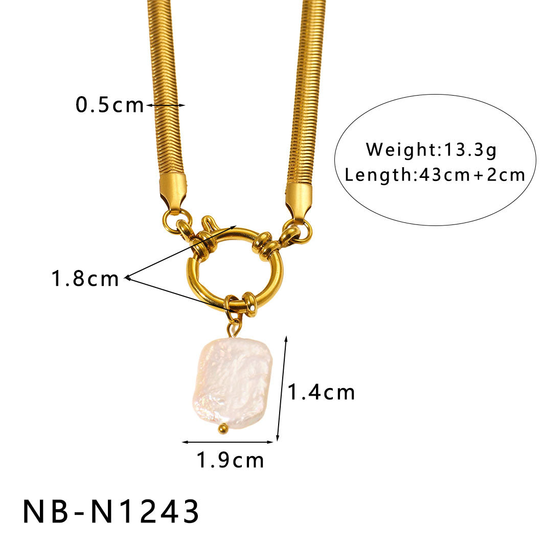 Elegante Collar Colgante Geométrico para Mujer de Inspiración Francesa en Acero Inoxidable con Acabado Chapado al Vacío en Oro de 18K, Acento Floral Romántico, Joyería Estilo Relicario con Cadena O, Regalo