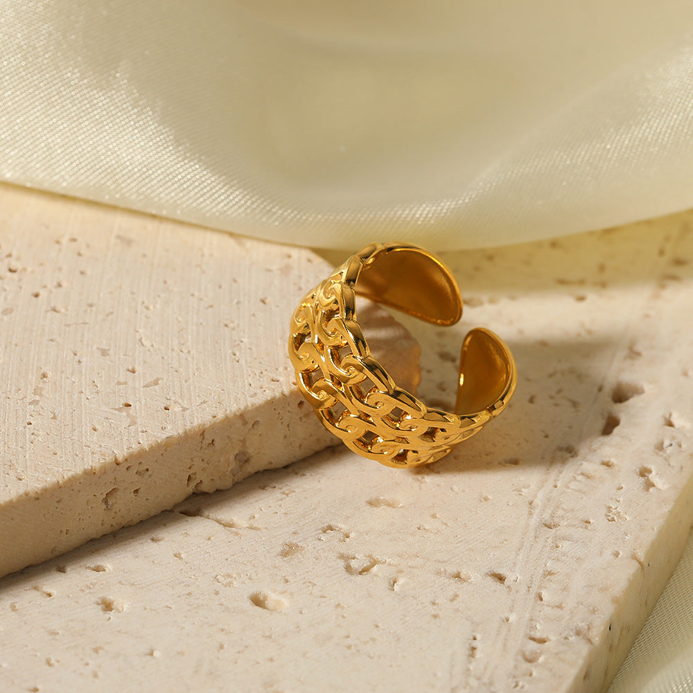 Anello Minimalista Geometrico Regolabile in Acciaio Inossidabile con Dettaglio Doppia Catena Vuota e Finitura Placcata Sottovuoto 18K