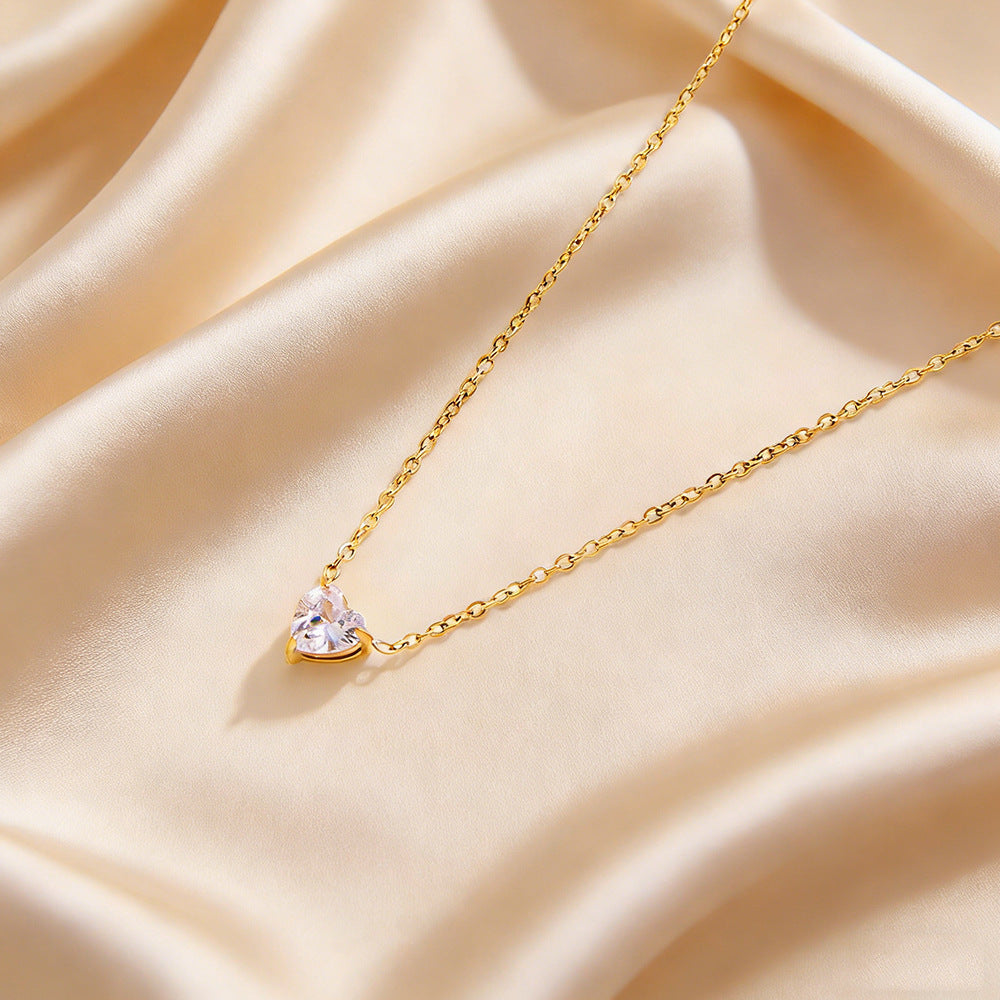 Elegante collana da donna in acciaio inossidabile placcato a forma di cuore con pietra natale di dicembre