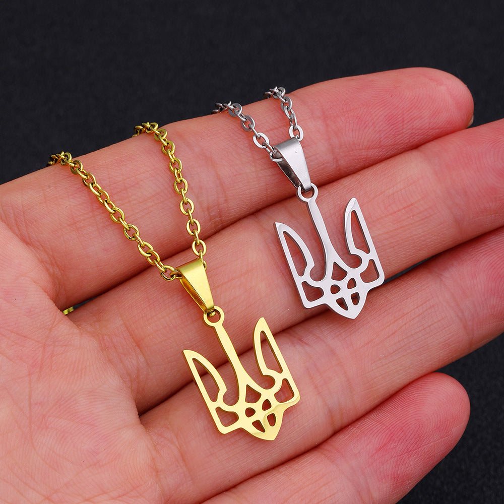 Collana con ciondolo geometrico etnico vintage da donna in acciaio inossidabile e titanio con finitura placcata, catena a O