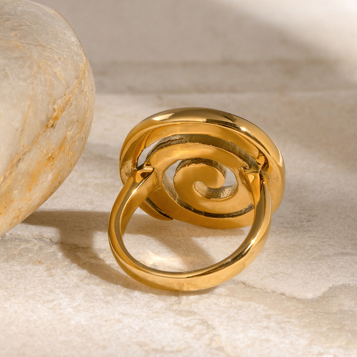 Anello Minimalista in Acciaio Inossidabile con Filettatura Geometrica Girevole da Donna con Finitura Placcata