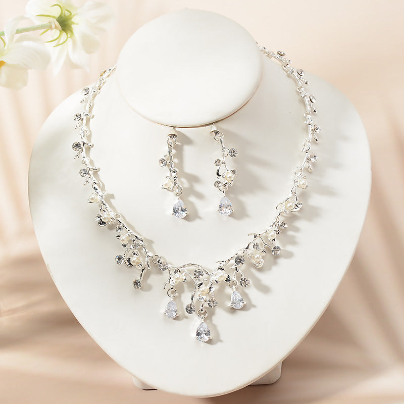 Luxury Elegant Rhinestone Heart Teardrop Pendant Necklace and Earrings Set for Women Wedding Party