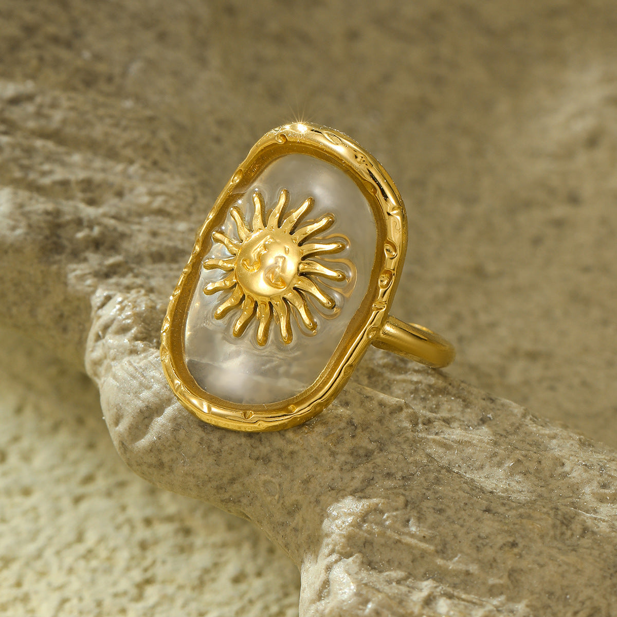 Minimalist Sunflower-Shaped Stainless Steel Ring with 18K Gold Plating for Women