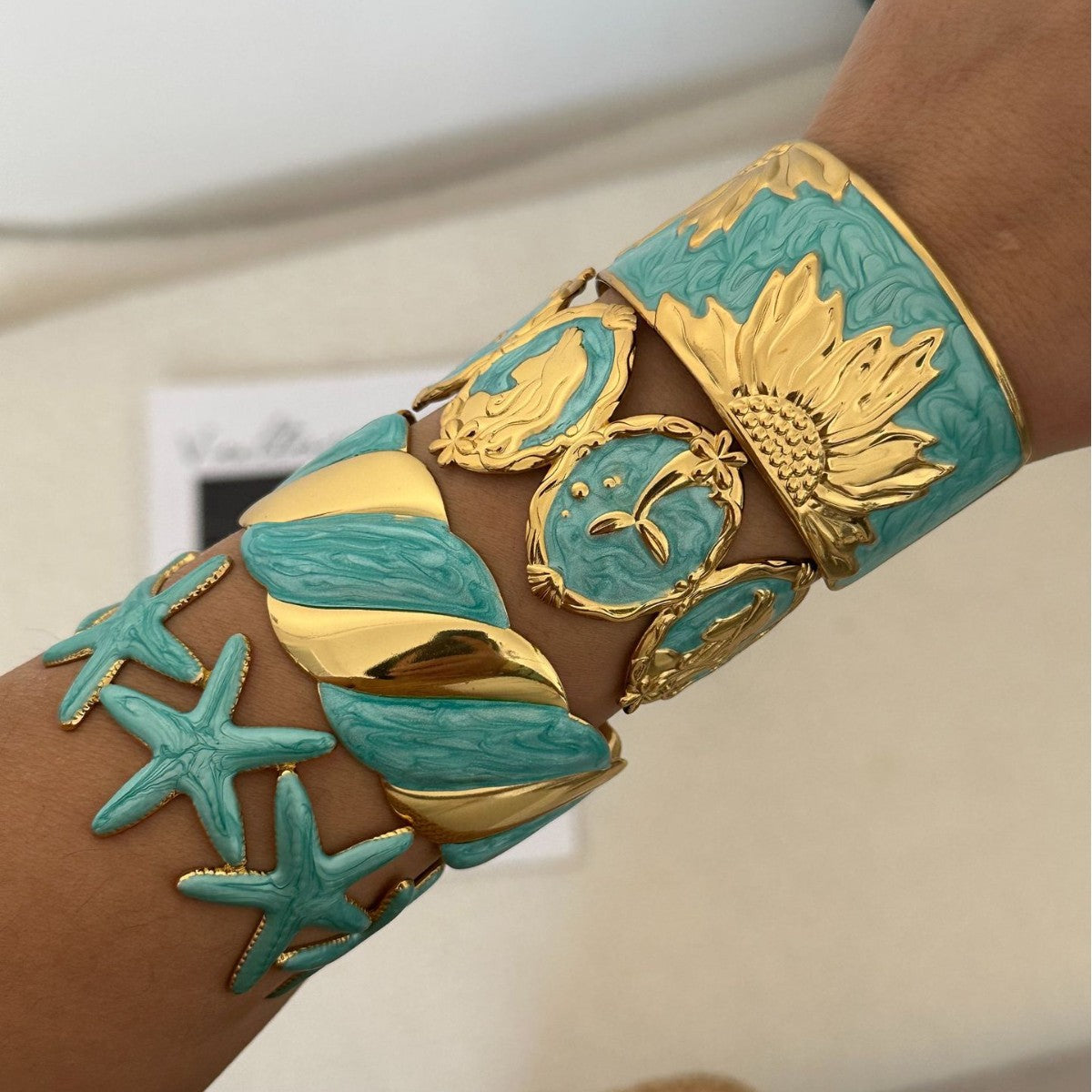 Vintage Geometric Leaf Flower Heart Star Drip Oil Stainless Steel Open Cuff Bracelet for Women