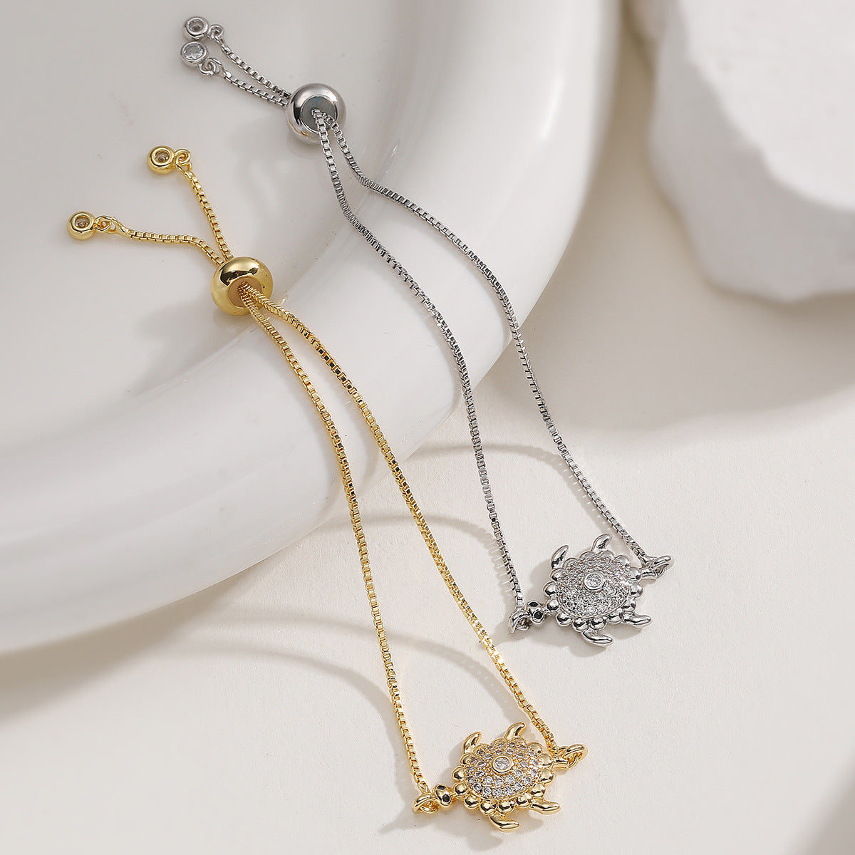 Vintage Luxury Geometric Animal Micro-Inlaid Cubic Zirconia Brass Turtle Bracelet for Women