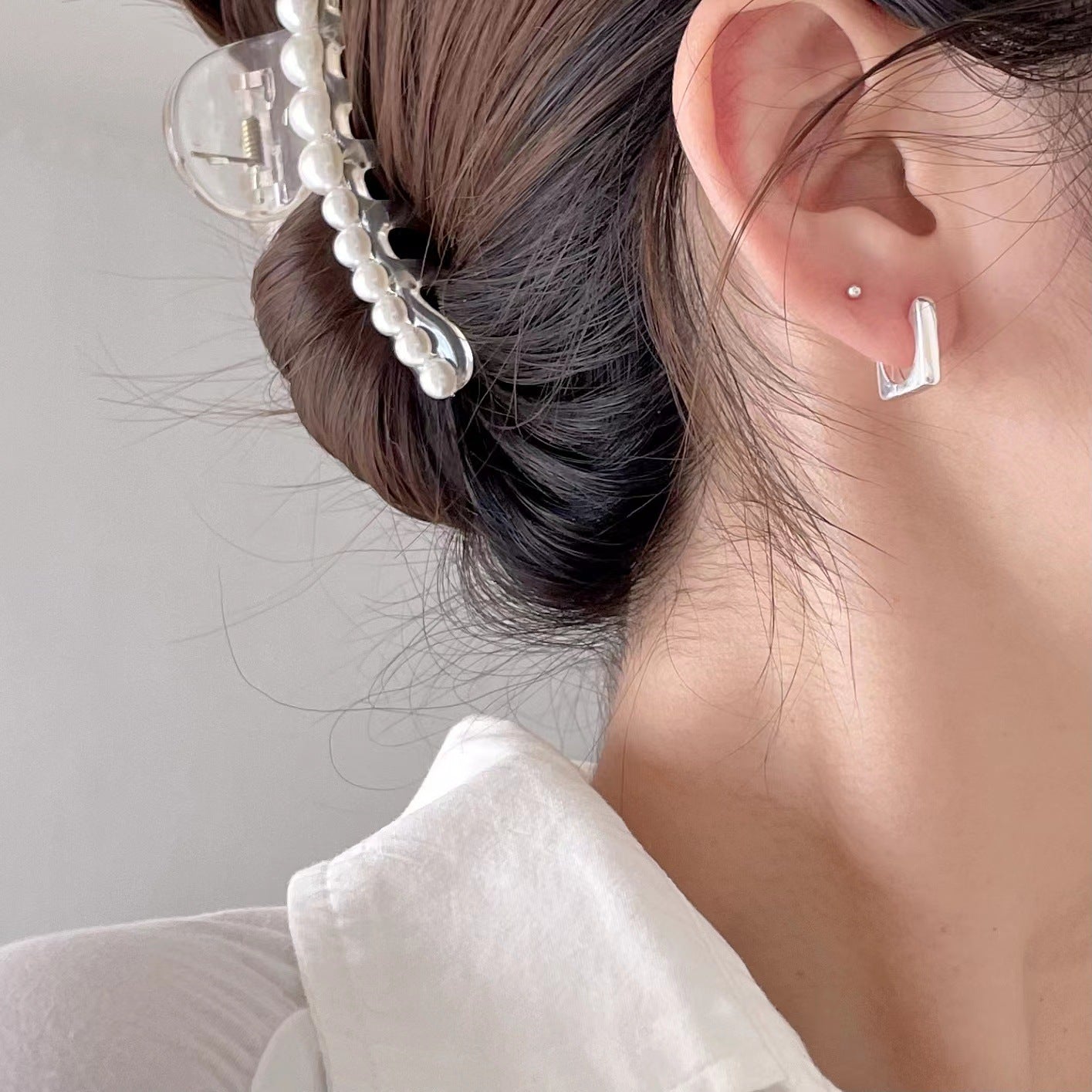Minimalist Square Stud Earrings in 925 Sterling Silver with Pearl Inlay for Women
