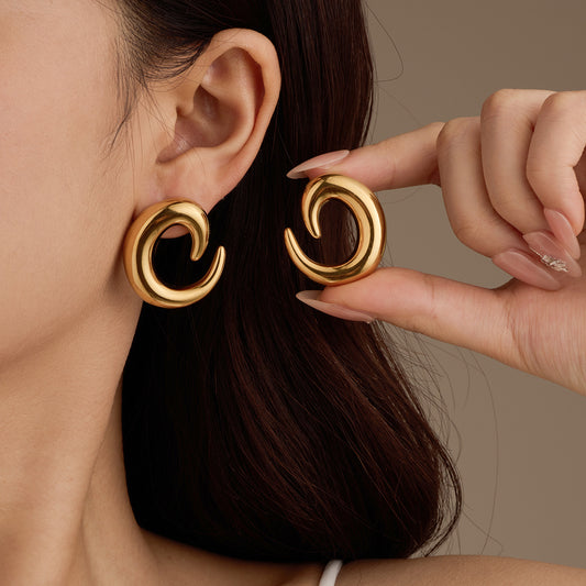 Pendientes de acero inoxidable en forma de C irregular de estilo vintage con baño de oro de 18 quilates, hipoalergénicos y resistentes a la decoloración