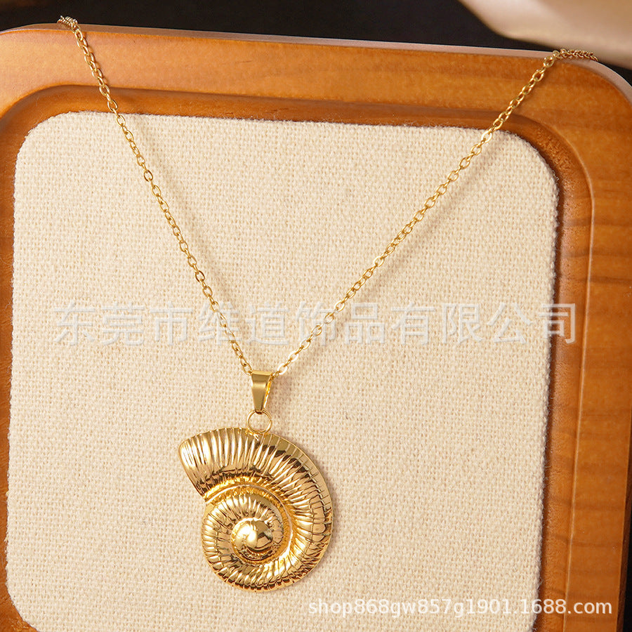 Set collana e orecchini a stella marina con fiocco conchiglia smaltato in acciaio inossidabile e titanio con catena a cavo per donna