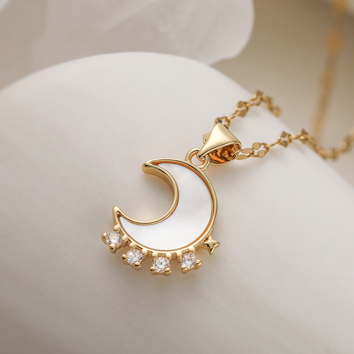Minimalist Luxury 18K Gold Plated Brass Moon Geometric Pendant Necklace with Cubic Zirconia for Women
