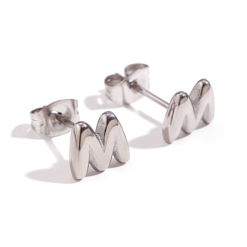 Orecchini a perno da donna con lettera geometrica moderna minimalista in acciaio al titanio placcato oro 18K