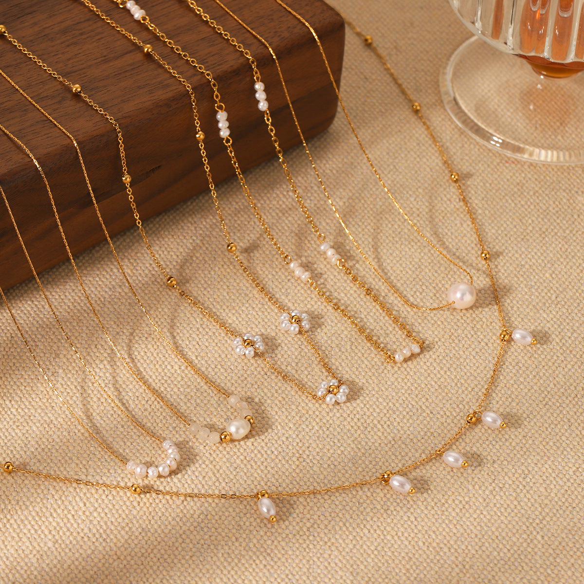 Collar con Colgante de Perla de Agua Dulce Geométrica Estilo Francés Vintage para Mujer, Cadena de Clavícula de Acero Inoxidable con Acabado Chapado