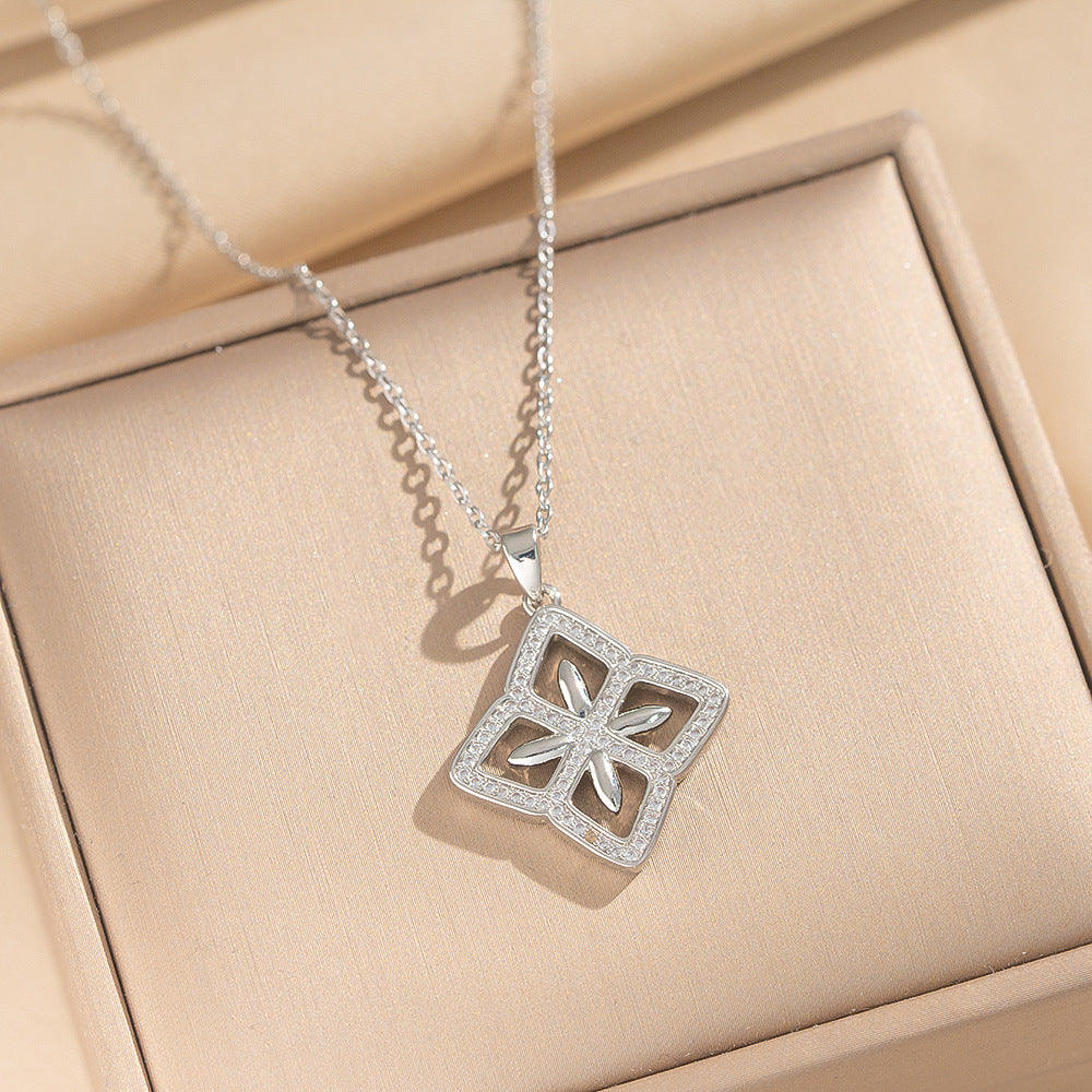 Collar Minimalista con Colgante de Ola y Geométrico para Mujer en Acero de Titanio con Chapado en Oro de 18K, Cadena Hipoalergénica para Clavícula con Motivos de Corazón y Lazo