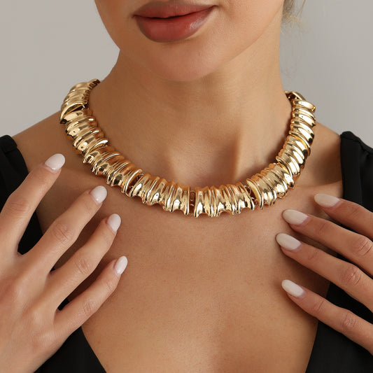 Exaggerated Geometric Gold Plated Alloy Necklace Set with Wave Detail for Women