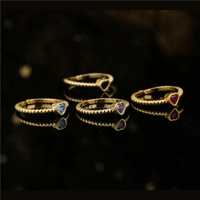 Minimalist Geometric Heart-Shaped Zirconia Ring for Women with Copper Base and 18K Gold Plating