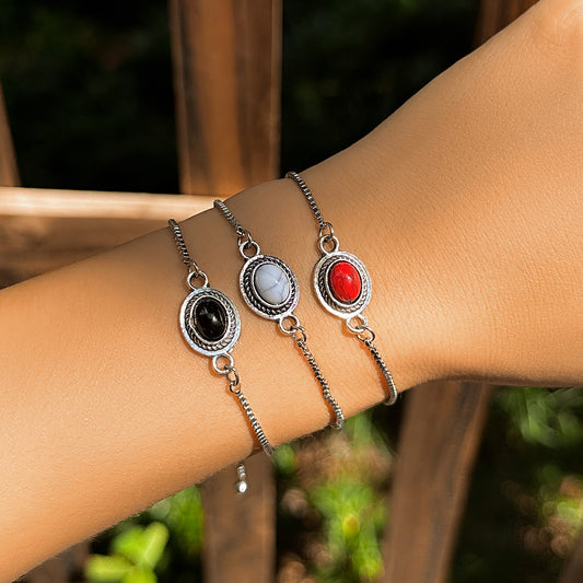 Pulsera de aleación geométrica étnica vintage con colgante de turquesa e incrustaciones de diamantes de imitación en cadena ajustable
