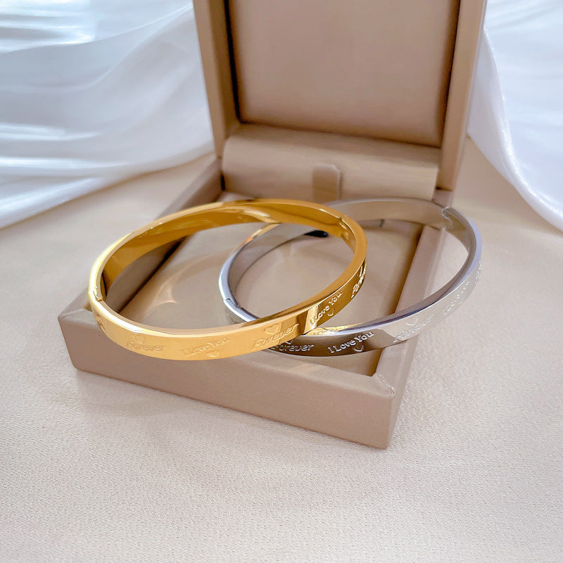 Minimalist Retro Titanium Steel Bracelet with Heart Shape Plated Finish for Women