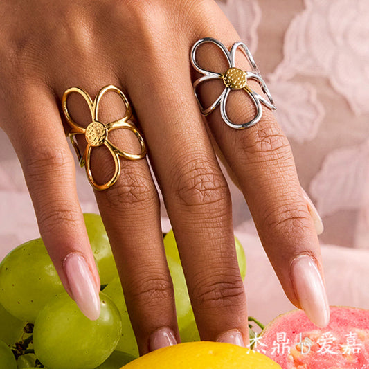 Elegant Geometric Floral Titanium Steel Ring with Pearl Inlay Plated Finish for Women