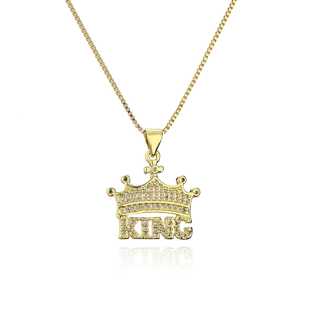 Collana da donna con pendente a corona minimalista in rame placcato oro e intarsio di strass