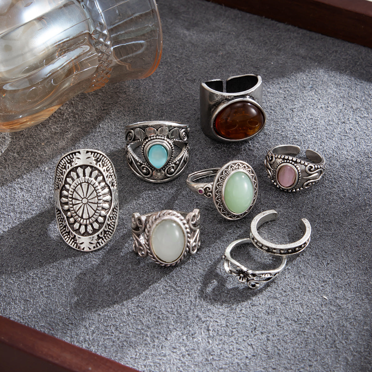 Vintage Hip-hop Geometric Oval Zinc Alloy Plated Gemstone Inlay Wide Ring Set for Women