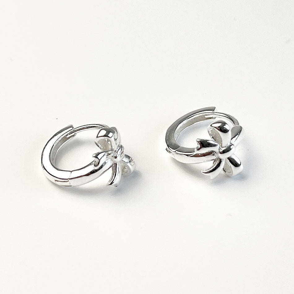 Minimalist Elegant 925 Sterling Silver Teardrop Inlaid Pearl Earrings for Women