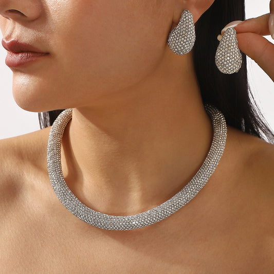 Juego de collar y pendientes de aleación con forma geométrica estilo OL de moda con incrustaciones de diamantes de imitación para mujer