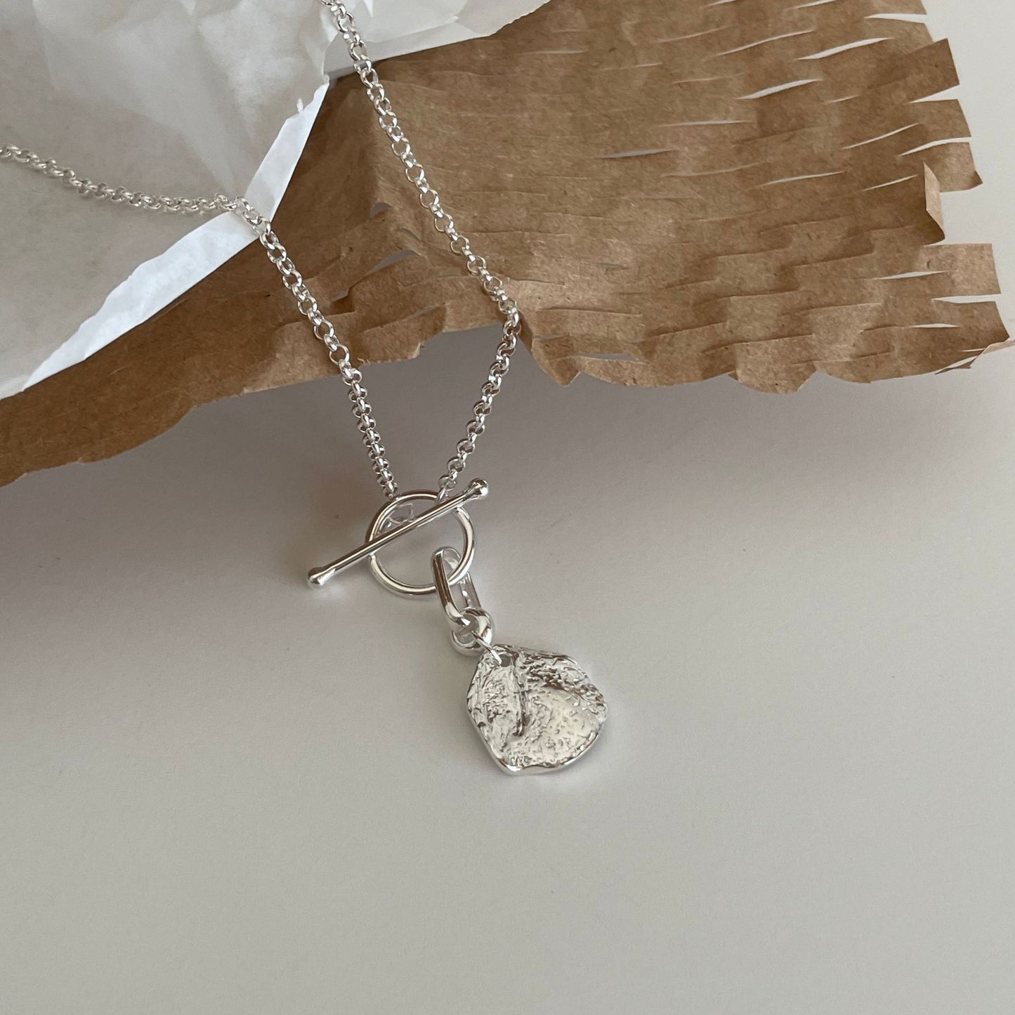 Geometric Shape 925 Sterling Silver Braided Pendant Necklace with Textured Surface Minimalist Chic