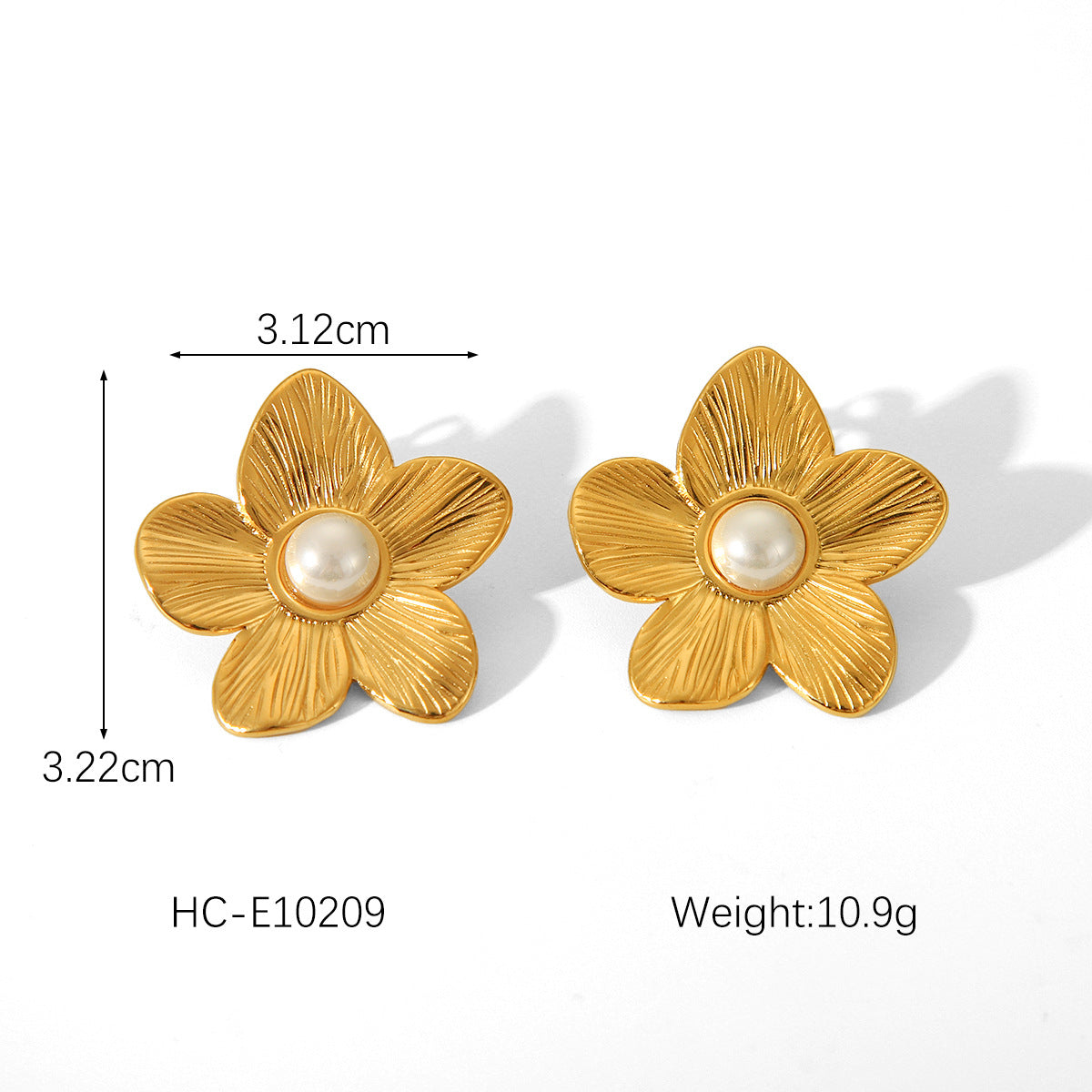Vintage French Style 18K Gold Plated Stainless Steel Flower Pearl Stud Earrings for Women