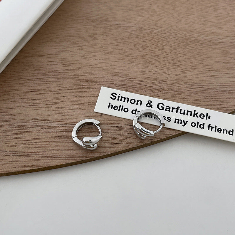 Aretes Geométricos Minimalistas de Cobre con Acabado Chapado para Mujer Pendientes Modernos y Versátiles