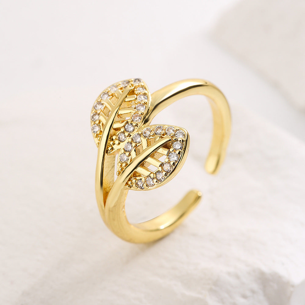 Minimalist Leaf-Shaped Ring for Women Made of Brass with 18K Gold Plating and Micro-Paved Zirconia