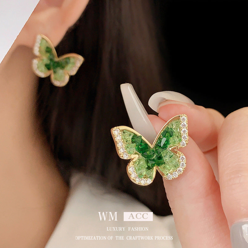 Orecchini a perno da donna con perle intarsiate e strass verdi a fantasia floreale vintage, con perni in acciaio inossidabile