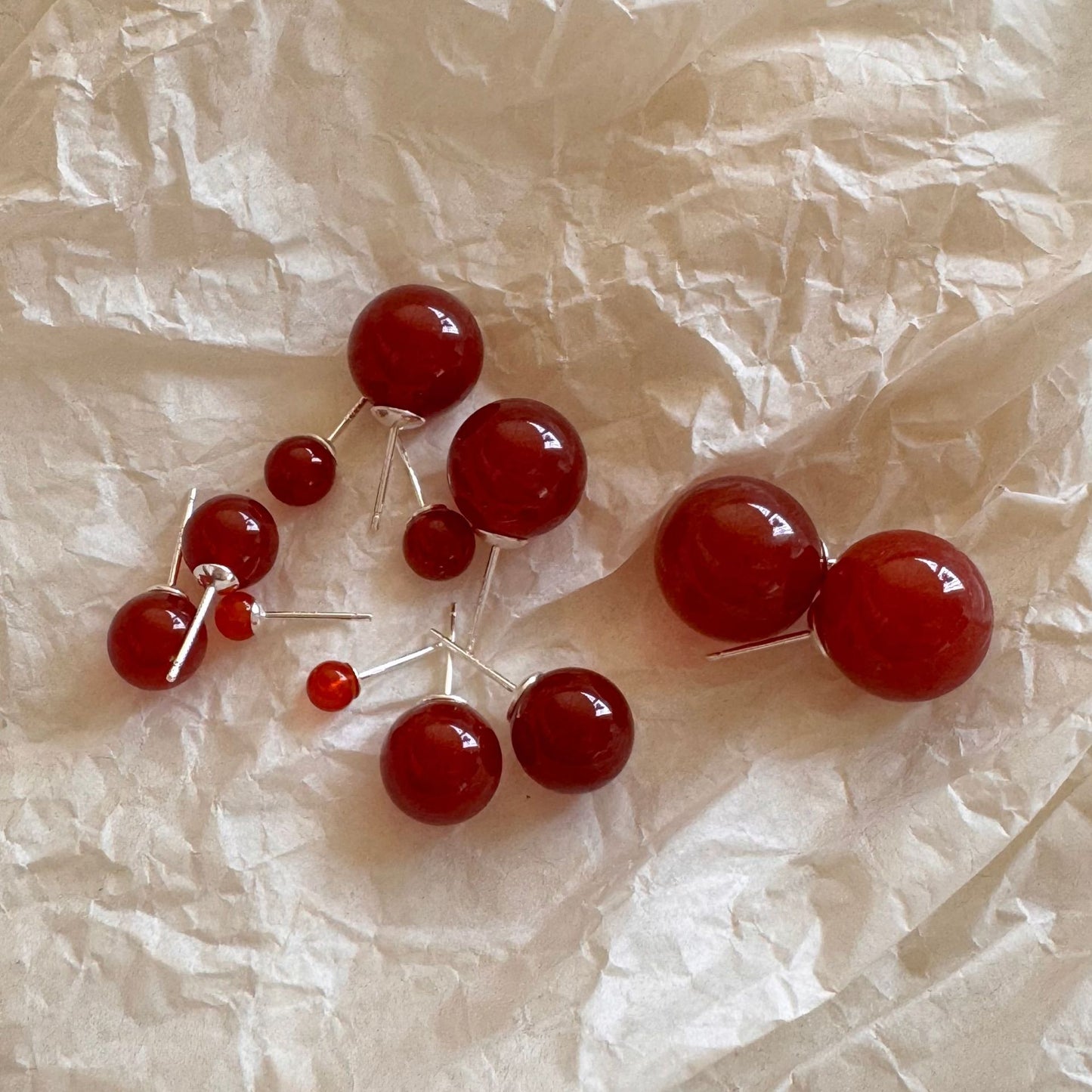 Pendientes Minimalistas Geométricos con Forma de Letra de Plata de Ley 925 con Incrustaciones de Ágata Roja para Mujer
