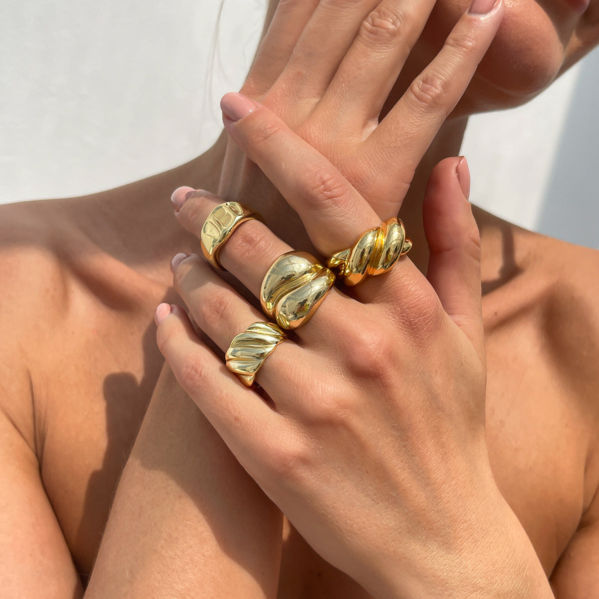 Minimalist Geometric Zinc Alloy Plated Ring Set for Women