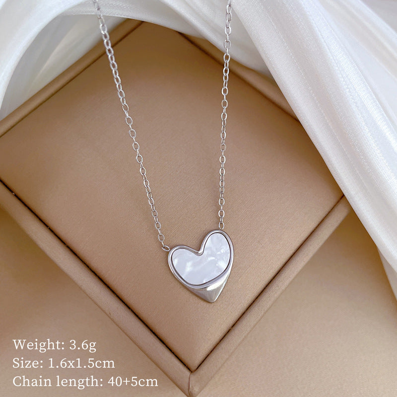 Minimalist Heart-Shaped Titanium Steel Necklace with Gold Plating for Women and Men, Clavicle Chain with Geometric Pendant