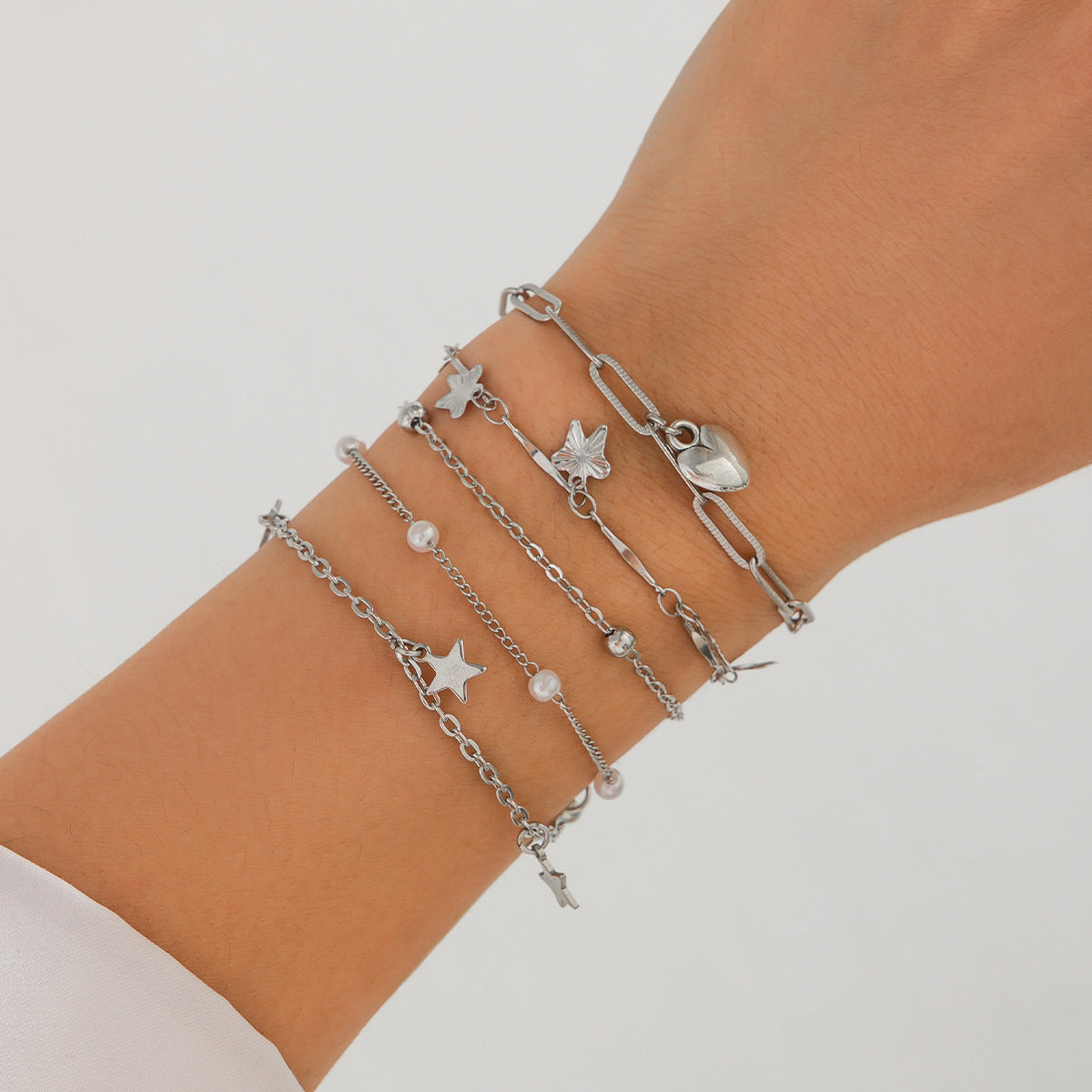 Minimalist Style Pearl-Style Beaded Portrait Pendant Bracelet with Heart and Star Charms, Plated Finish