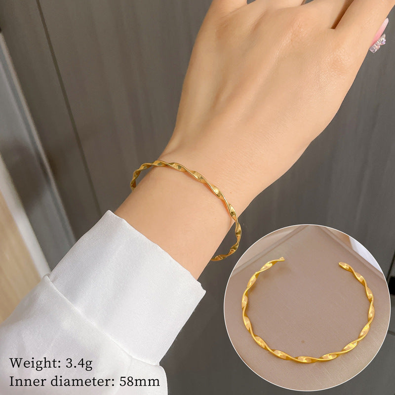 Minimalist Luxury Titanium Steel Bracelet with Mother-of-Pearl Smile Charm