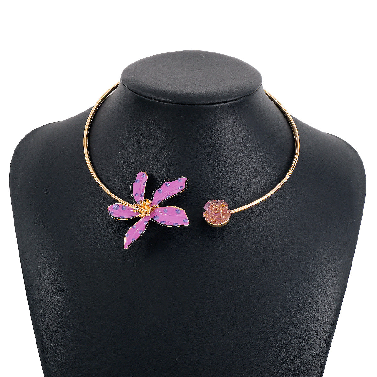 Sweet and Edgy Floral Polka Dot Earrings for Women Made of Alloy with Enamel Finish