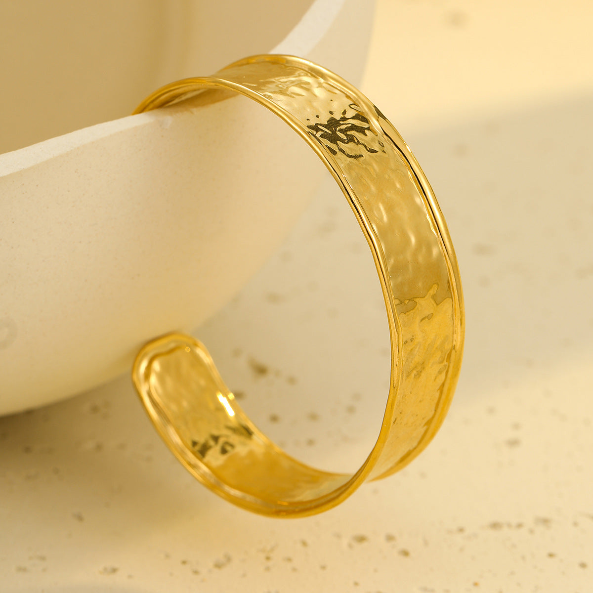 Bracciale in acciaio inossidabile a maglie larghe, stile minimalista di tendenza, con finitura placcata per donna