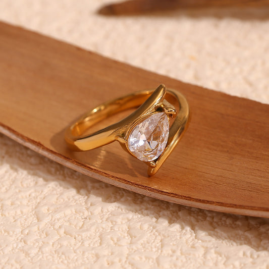 Creative Geometric Wing-Shaped White Zircon Drop Ring for Women in Stainless Steel with 18K Gold Plating