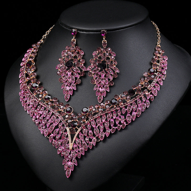 Vintage Floral Pendant Necklace and Earrings Set in Alloy with Enamel Accents for Women