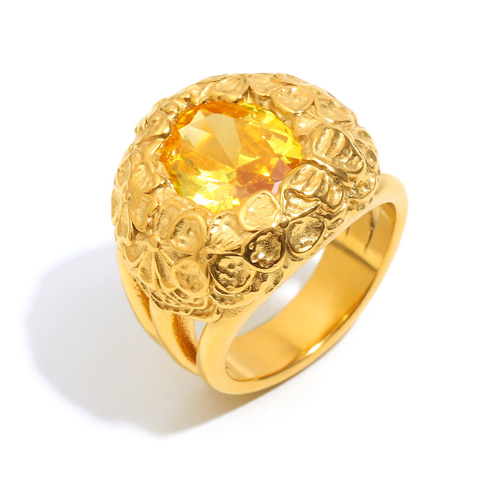 Anillo de acero inoxidable geométrico de moda con baño de oro de 18 quilates y detalles de circonita en forma de flor para mujer