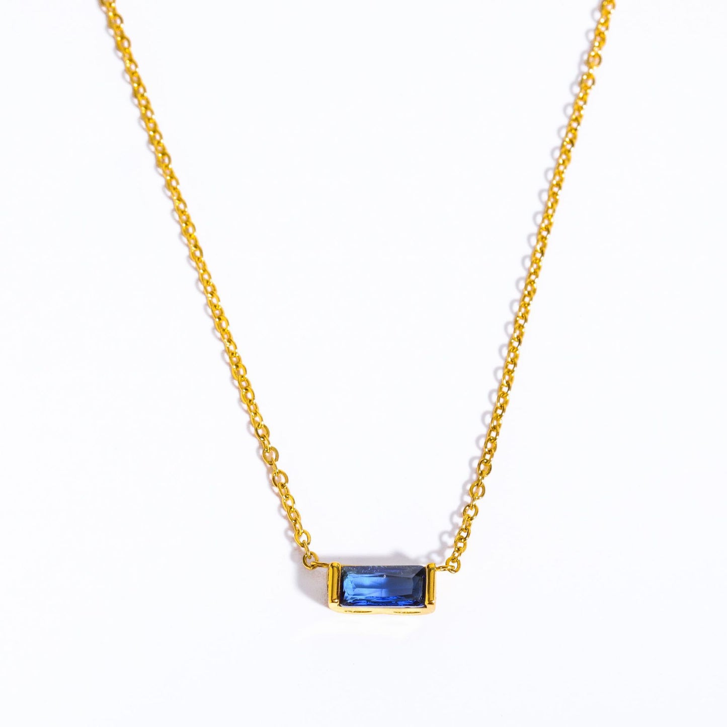 Collana Geometrica Placcata in Acciaio al Titanio con Zirconia Cubica Pietra Portafortuna Unisex