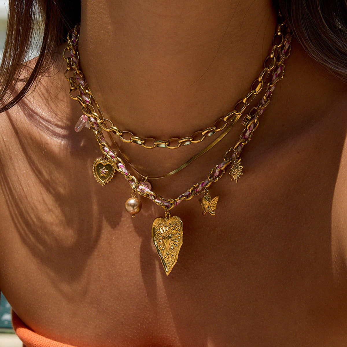 Collana Minimalista Geometrica da Donna in Acciaio al Titanio Placcato con Catena Regolabile e Finitura di Lusso