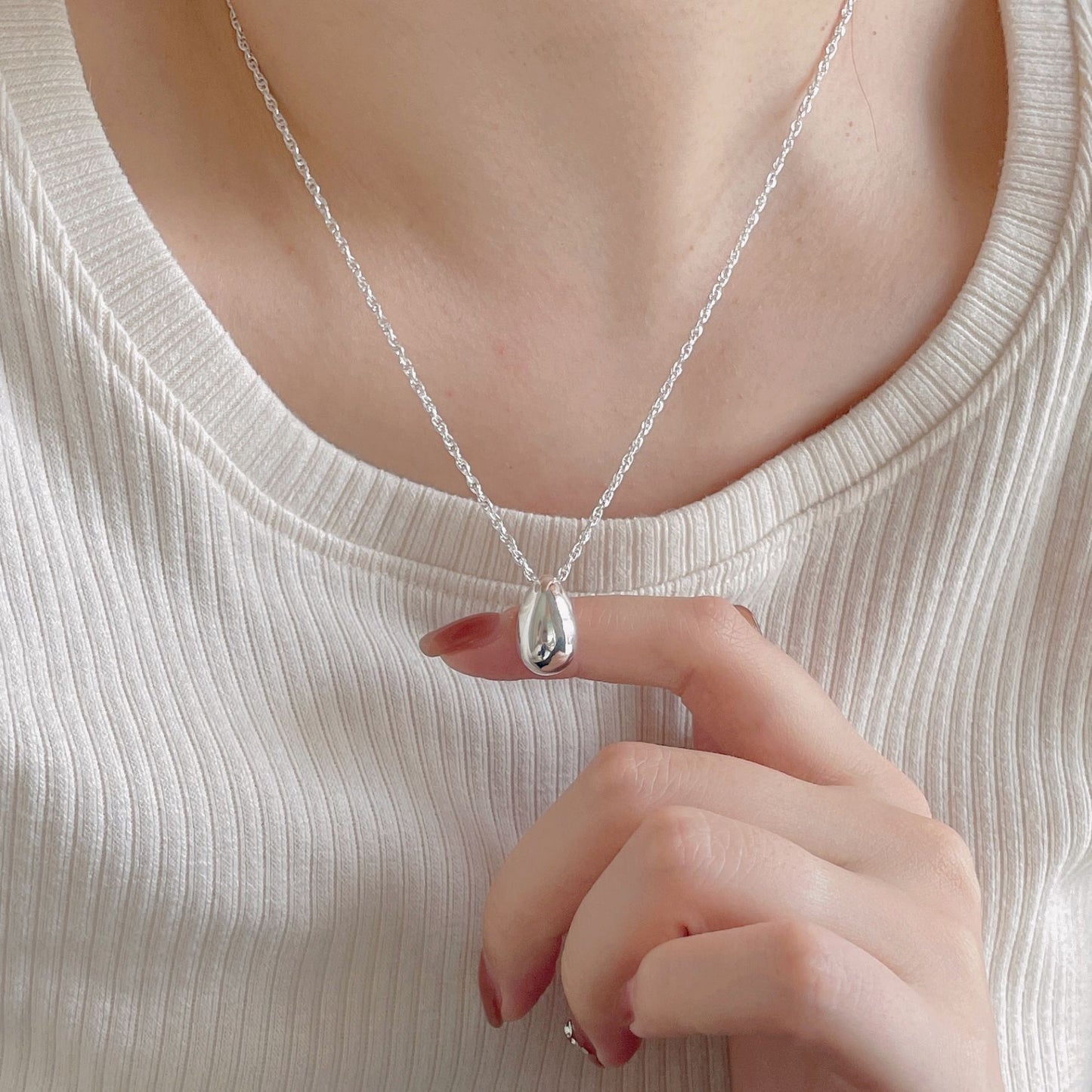 Minimalist Silver Teardrop Necklace in 925 Sterling Silver with Geometric Accent, Dainty Cold-Tone Pendant Chain for Women
