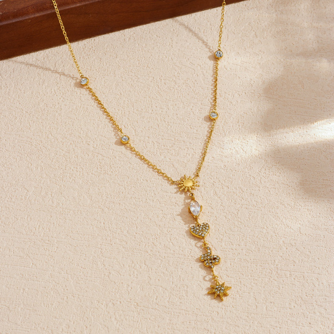 Vintage Gold Plated Stainless Steel Star Heart Rhinestone Pendant Necklace for Women