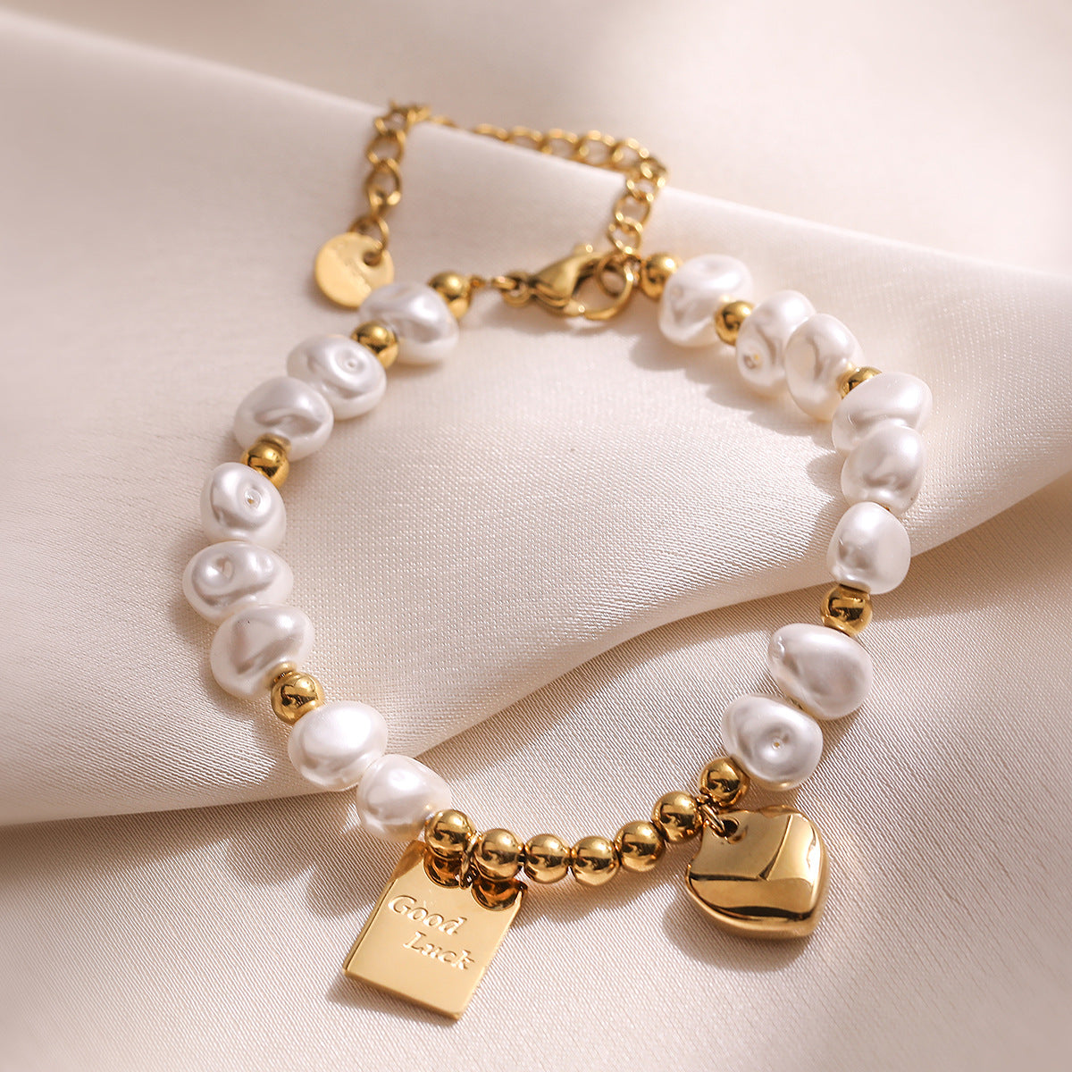 Minimalist Elegant 18K Gold Plated Geometric Stainless Steel Bracelet with Pearl for Women