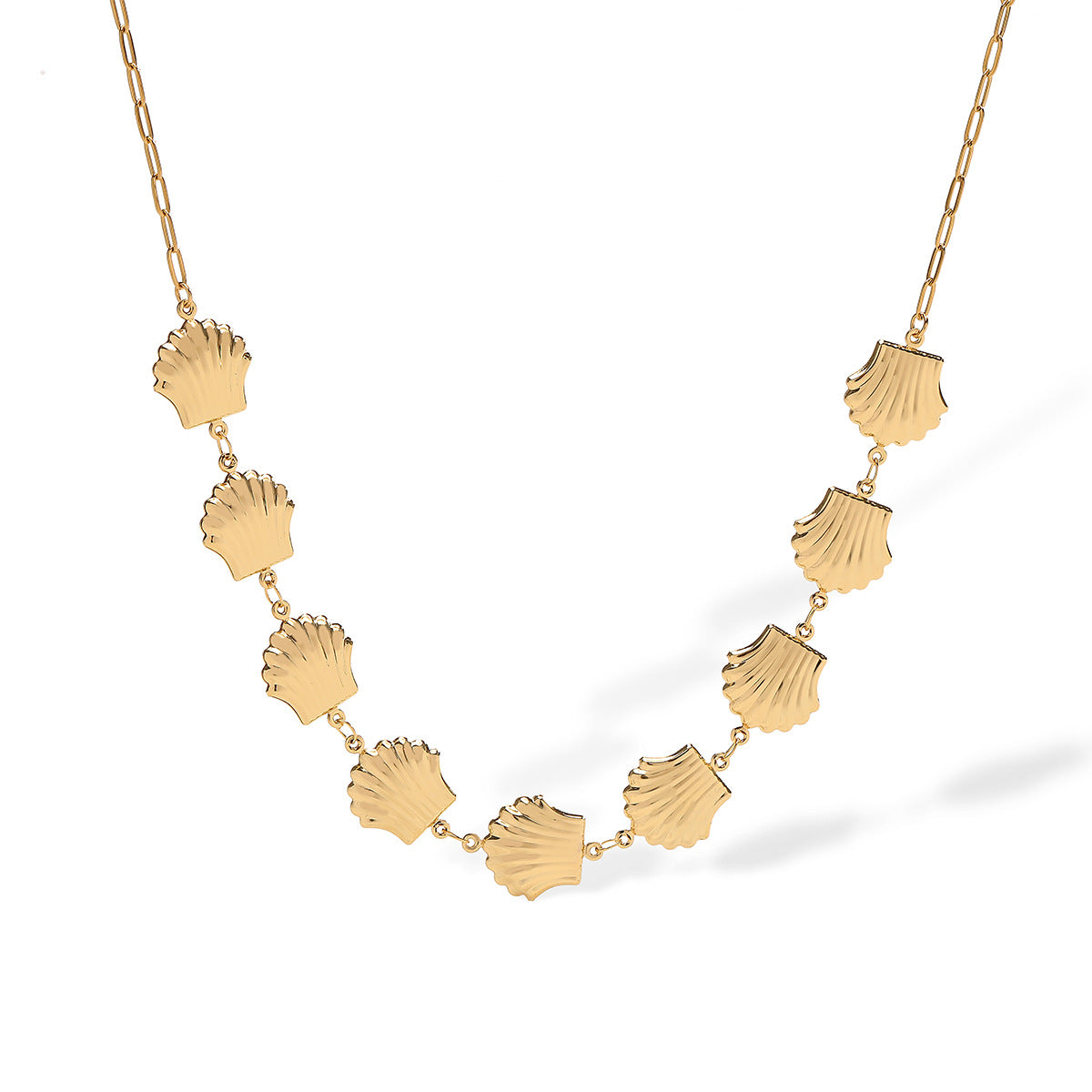 Collana con Ciondolo Minimalista a Forma di Conchiglia da Donna in Acciaio Inossidabile con Placcatura in Oro 18K